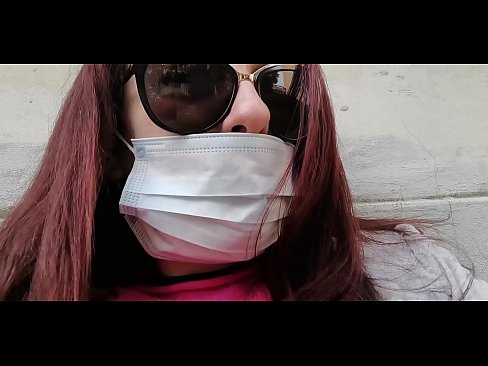 ❤️ Η Νικολέτα εκδικείται τον γείτονά της και κατουράει στο γκαράζ του (Ειδικό Covid19 Ιταλική καραντίνα) Σούπερ πορνό